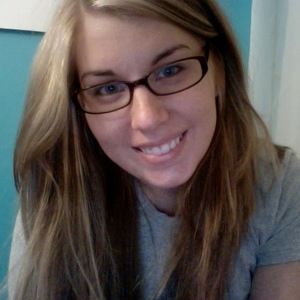 Meet your Posher, Alyson